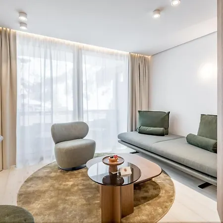 Relais & Chateaux Chasa Montana מלון
