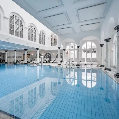 호텔 Relais & Chateaux Chasa Montana