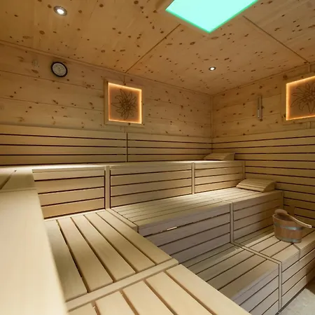 호텔 Relais & Chateaux Chasa Montana