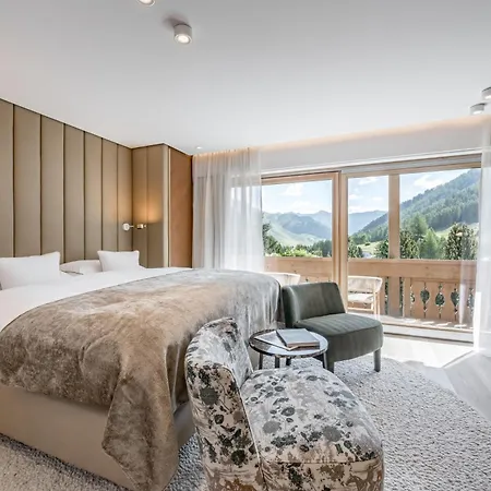 酒店 Relais & Chateaux Chasa Montana 5*
