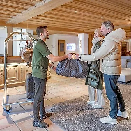 Hotel Relais & Chateaux Chasa Montana