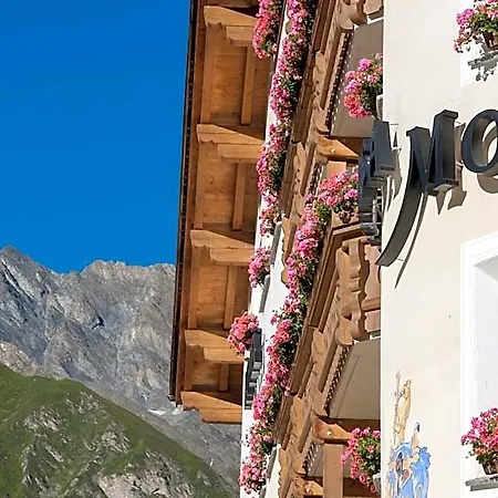 Relais & Chateaux Chasa Montana 5*