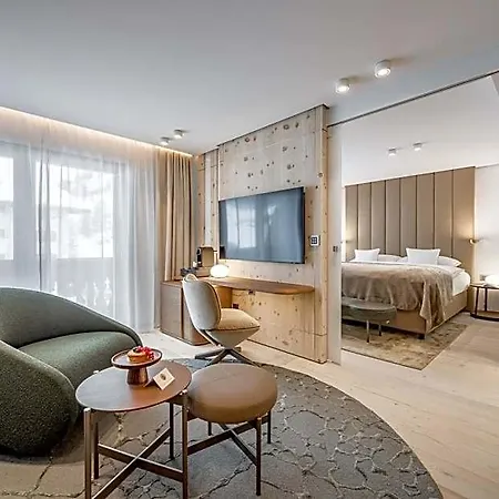 Relais & Chateaux Chasa Montana