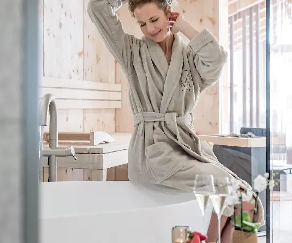 Relais & Chateaux Chasa Montana 5*