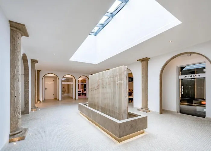 Relais & Chateaux Chasa Montana