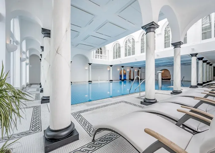 Relais & Chateaux Chasa Montana Hotell 5*