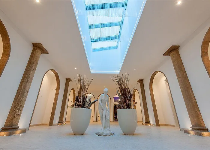 Hotell Relais & Chateaux Chasa Montana 5*