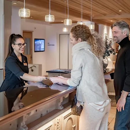 Relais & Chateaux Chasa Montana Замнаун