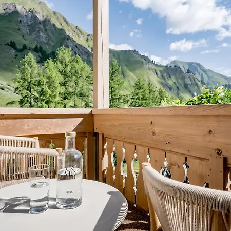 Relais & Chateaux Chasa Montana 5* זאמנאון